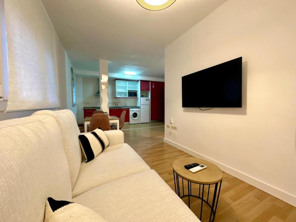 Santa Lucia 1 Bedroom Apartment Малага Экстерьер фото