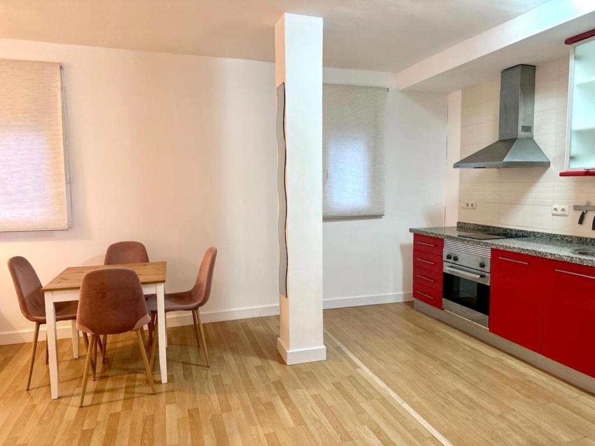 Santa Lucia 1 Bedroom Apartment Малага Экстерьер фото