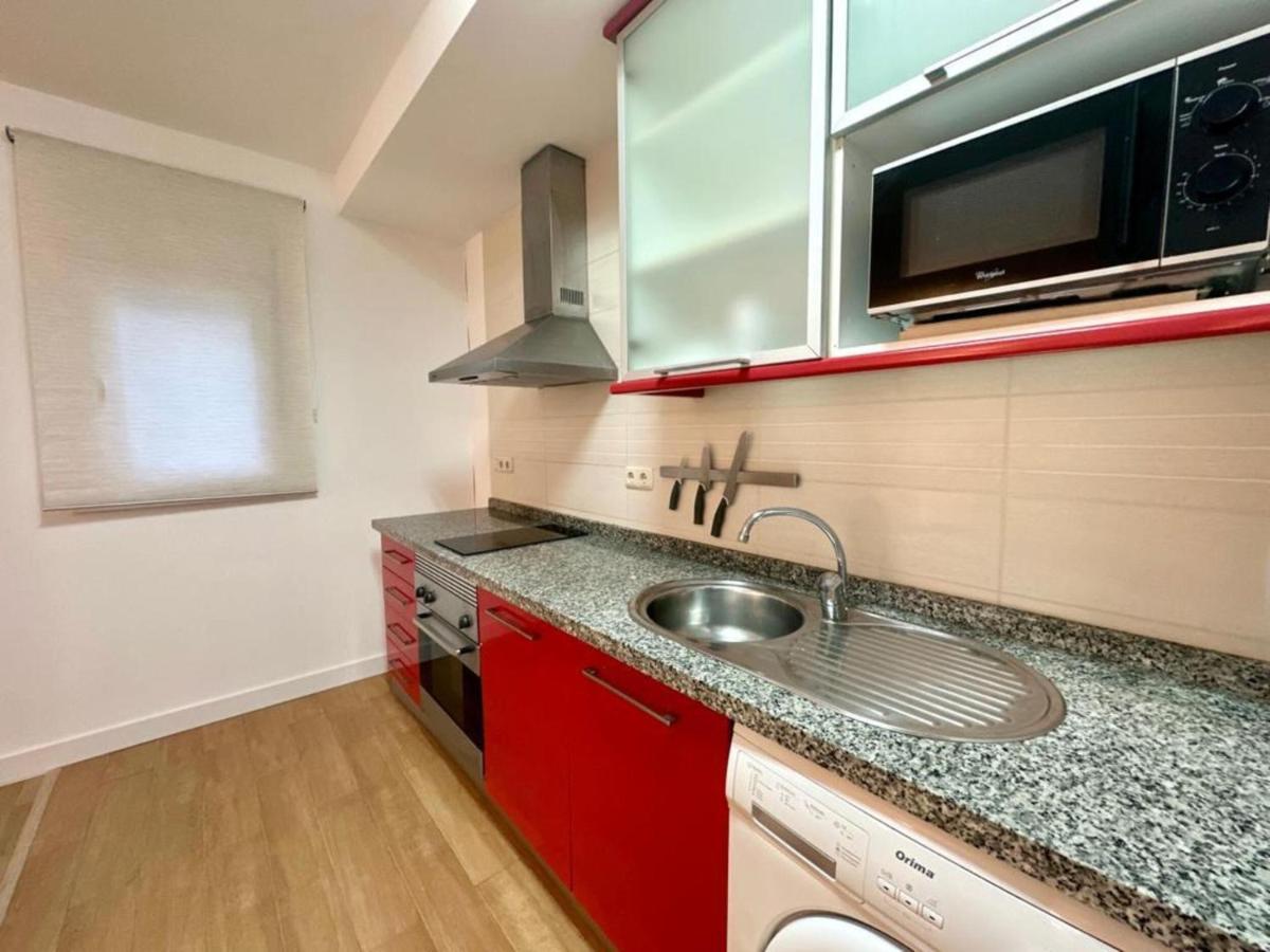 Santa Lucia 1 Bedroom Apartment Малага Экстерьер фото